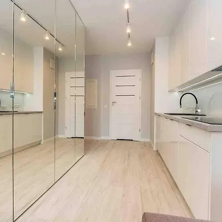 Mini Apartament Moderna W Centrum Apartment